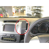 Dash Mt Toyota Hilux Centre Mount